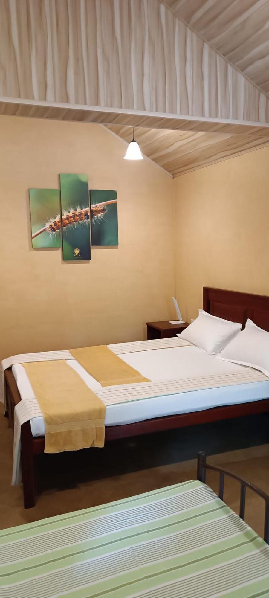 Hotel Niyagala Lodge Сигирия Экстерьер фото
