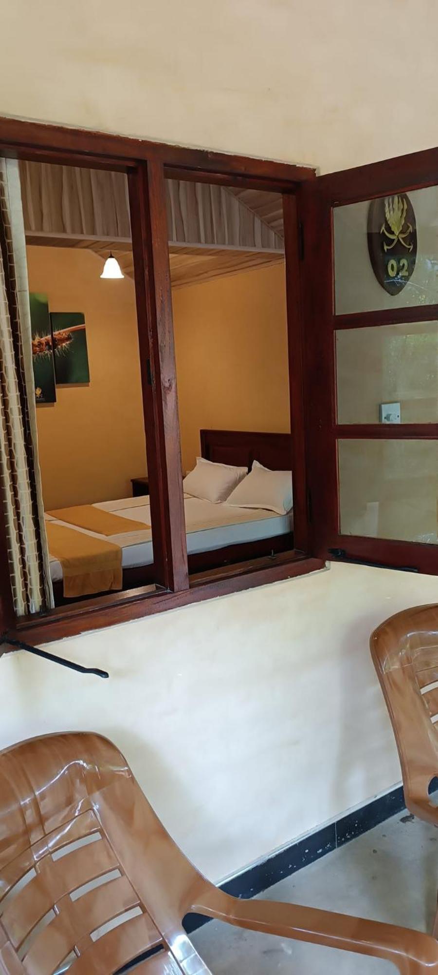Hotel Niyagala Lodge Сигирия Экстерьер фото